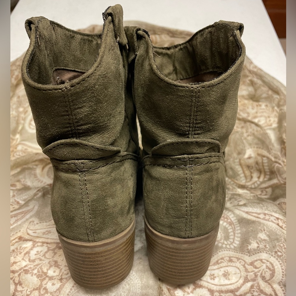 Merona Ankle Boots - Picture 4 of 7